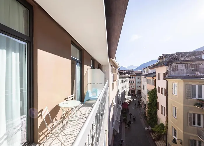 Stay Cooper Capitol Rooms